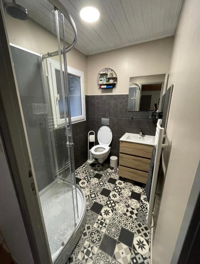 Petite Maison Au Calme, Dans Une Impasse L'Epine  Kültér fotó