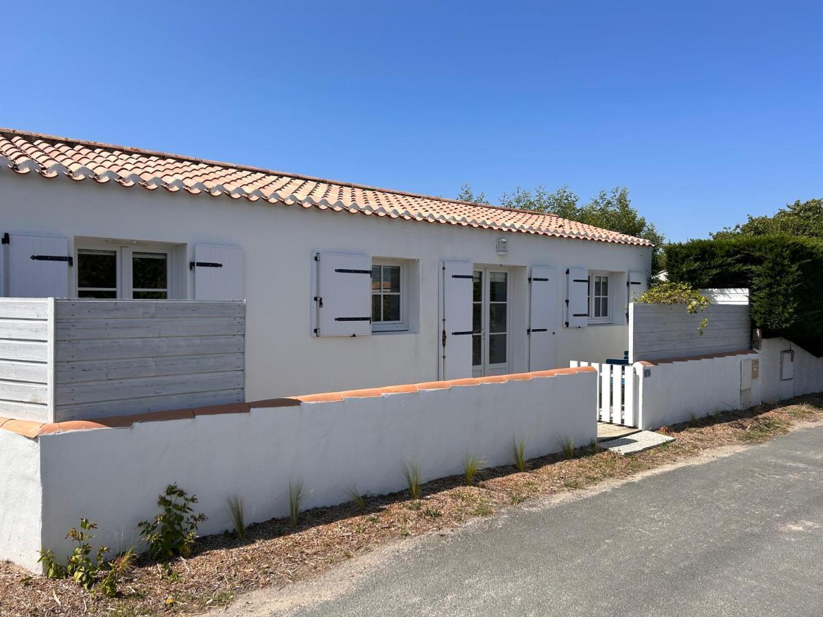Petite Maison Au Calme, Dans Une Impasse L'Epine  Kültér fotó